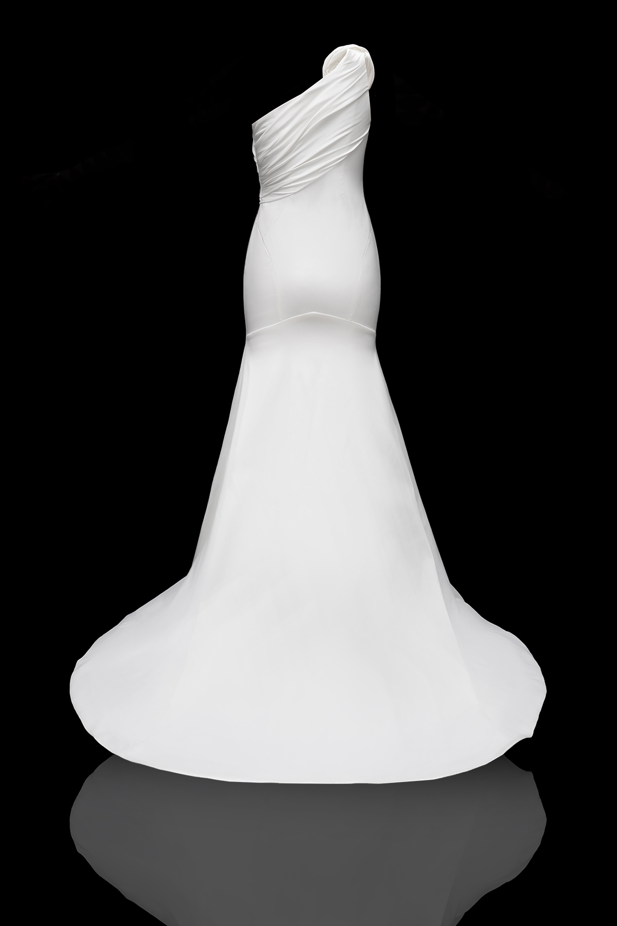 W103 image 2